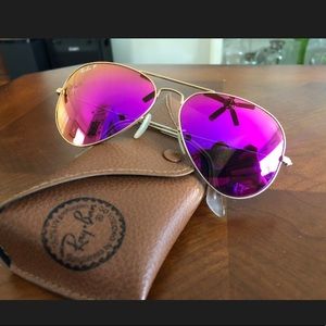 Polarized Aviator Ray-Ban’s with pink lenses
